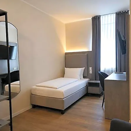 Diamonds Otel *